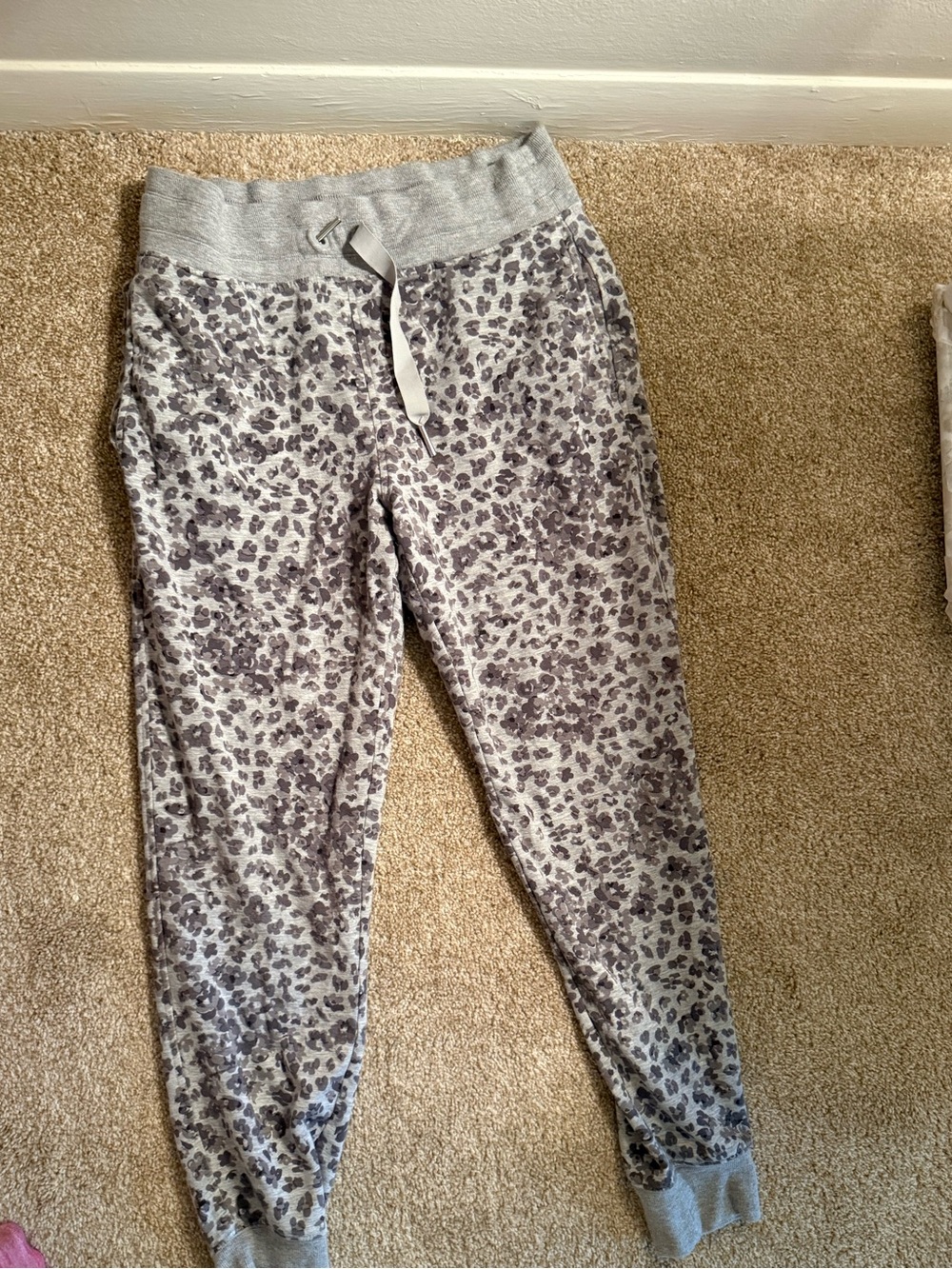 Athleta Light Gray Leopard-Print Jogger Pants
